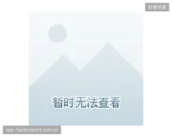 门将反应神速扑救随后发动快攻成就致胜时刻
